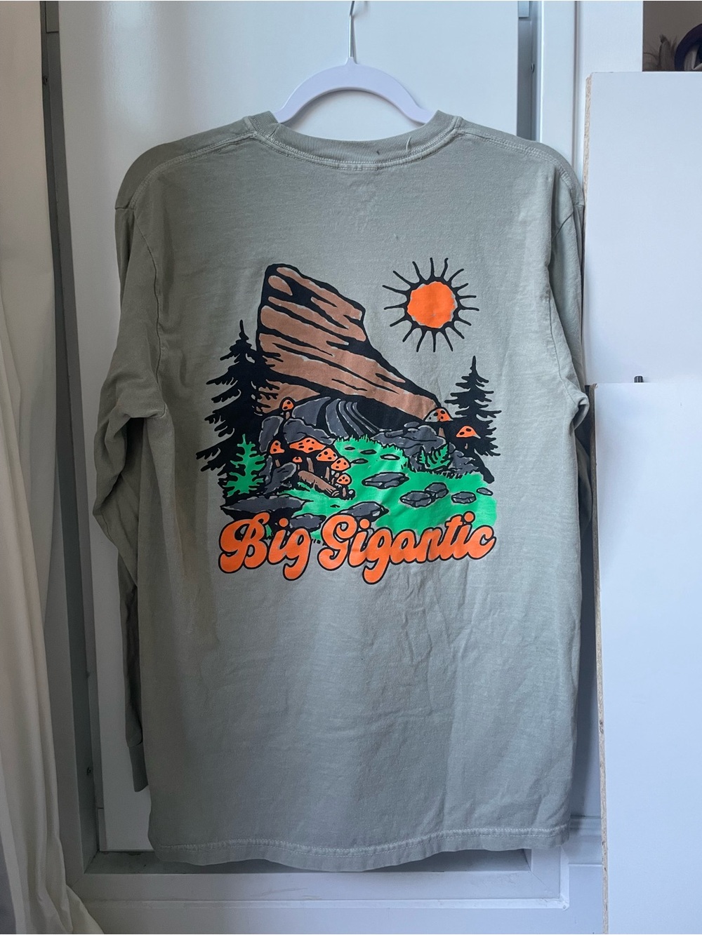Big Gigantic Red Rocks 2024 Long Sleeve Tee
